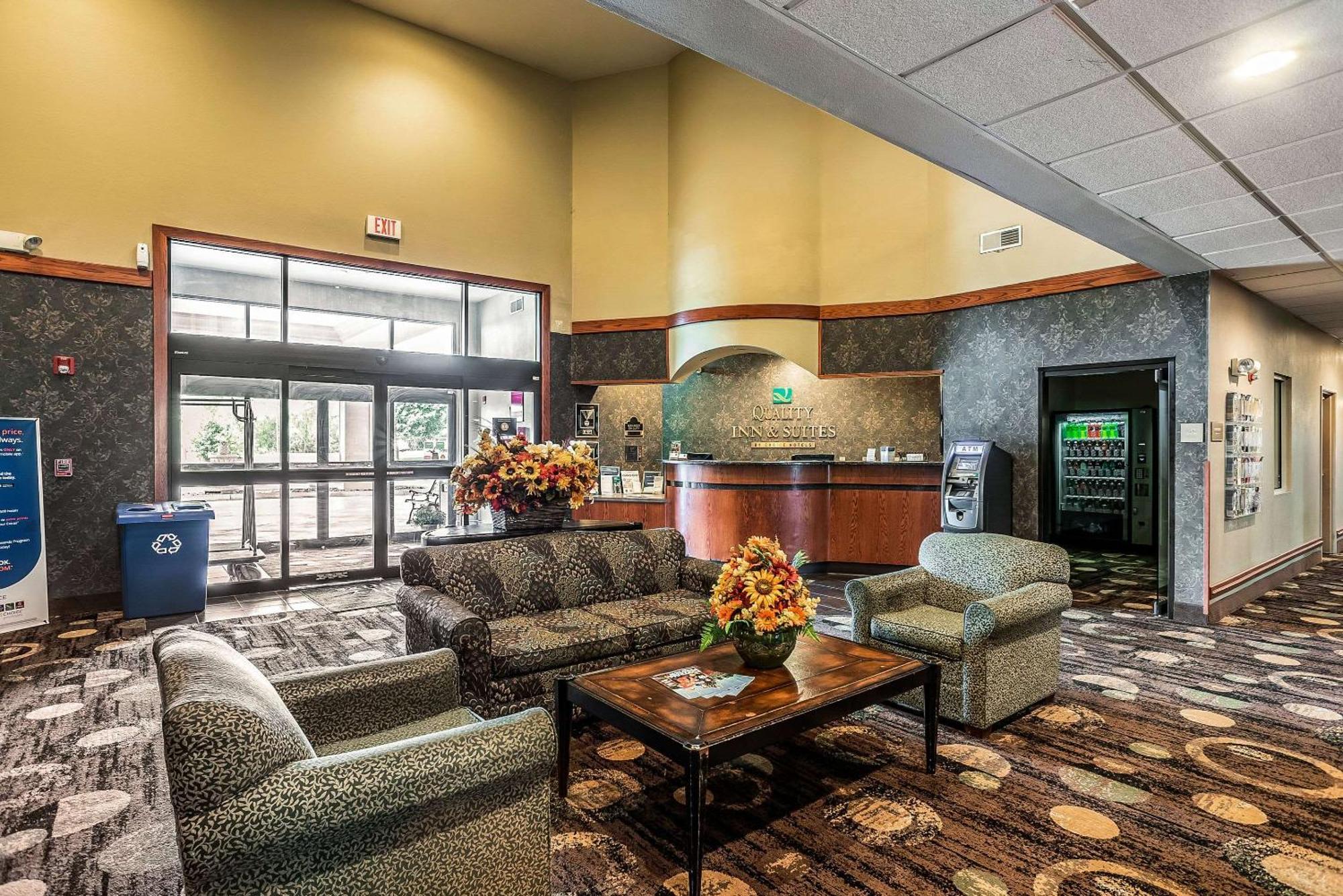 Quality Inn & Suites Hannibal Extérieur photo