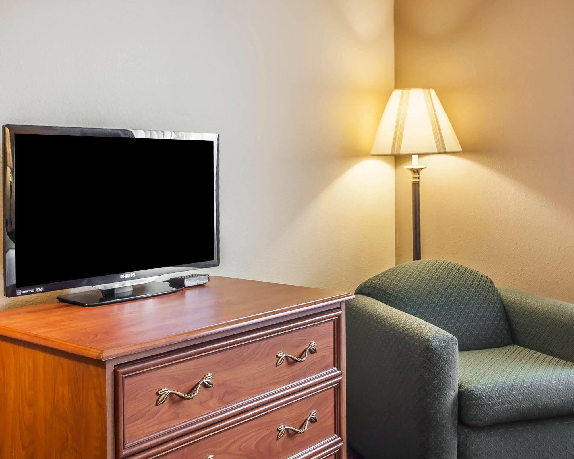 Quality Inn & Suites Hannibal Extérieur photo