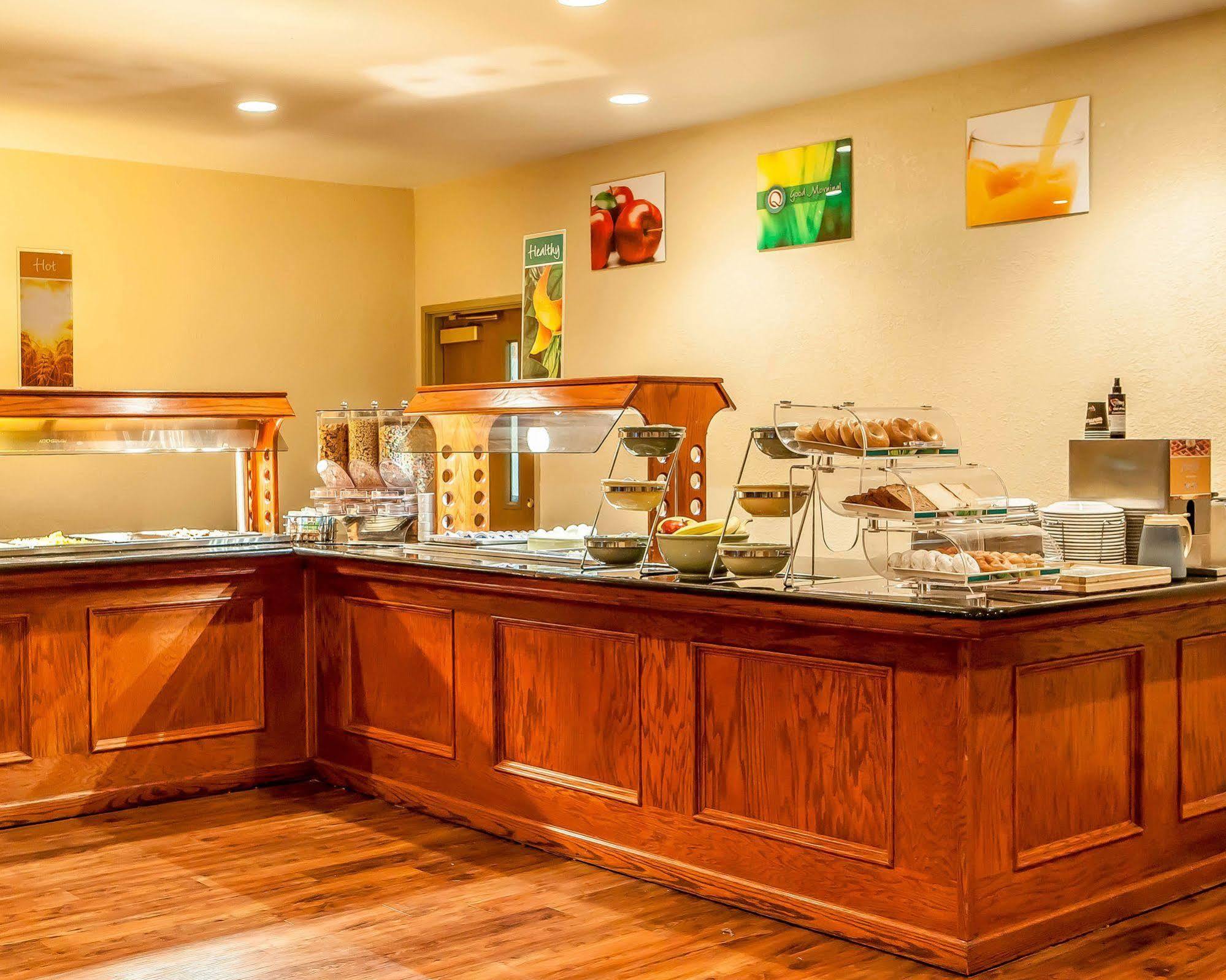 Quality Inn & Suites Hannibal Extérieur photo